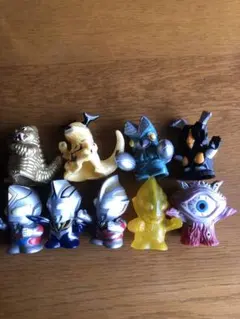 ウルトラマン、怪獣指人形　9体セット