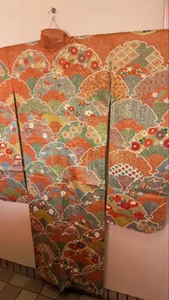 【超高級着物】おめでたいデザイン振袖 扇模様＆寿♪