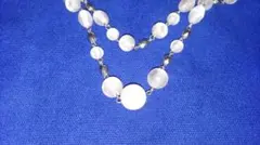 ホワイト丸型ビーズ二重ストランドネックレス