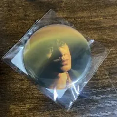 ØMI INFINITY MOON ガチャ 缶バッジ