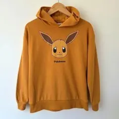 イーブイ トップス