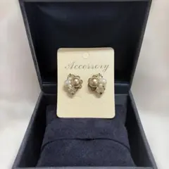 #05 シャンパンGD系パールピアス　ハンドメイド