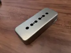 MONTREUX Soapbar Cover P-90タイプ ピックアップカバー