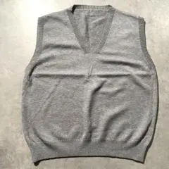 ニットベスト Vネック グレー 薄手 無地 シンプル スクール 通学 重ね着