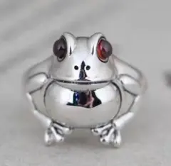 【新品】カエル リング アンティーク　リング　指輪　シルバー　調節可能