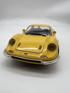 1/18 フェラーリ