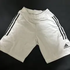 adidas ホワイト ハーフパンツ 3本ライン