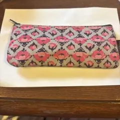 PAUL & JOE 花柄ポーチ