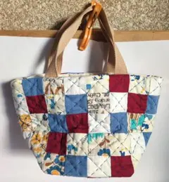 ㉟【匿名配送】 ハンドメイド パッチワーク トートバック