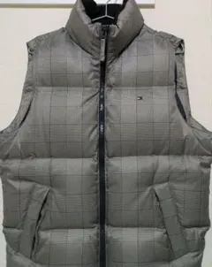 【美品】TOMMY HILFIGER ダウンベスト チェック柄 Mサイズのサムネイル