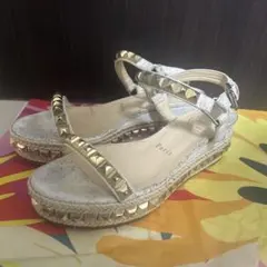 Christian Louboutin スタッズサンダル ホワイト