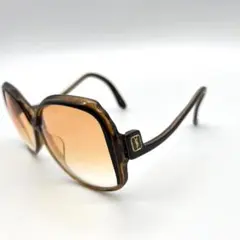 Item thumbnail for item 0ccad538-7041-47a8-9b1b-15b9f2ccfe5b