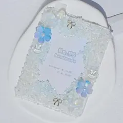 ホイップデコ　トレカケース　硬質カードケース　B8 水色　透明　クリア