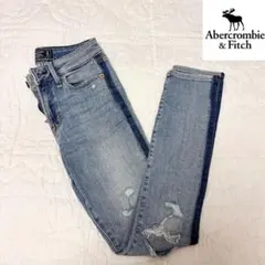 Abercrombie&Fitch ダメージジーンズ　スキニーストレッチ
