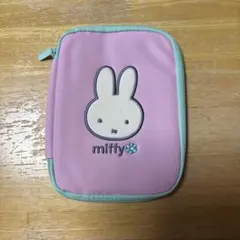 miffy ピンク ジッパーケース　マルチケースのサムネイル