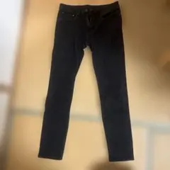 今日まで！2100円！ブラックのストレートスキニージーンズ