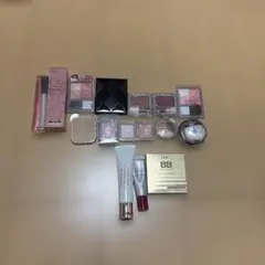 ゆ*う様 アイシャドウ・チークまとめ売り