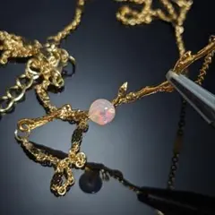 【424】売切価格：エチオピアオパール 小枝モチーフ ネックレス