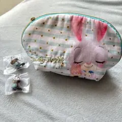 ズートピア　ポーチ　ディズニーストア