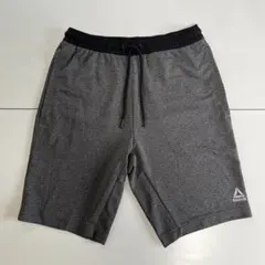 リーボック　トレーニングハーフパンツ　Sサイズのサムネイル