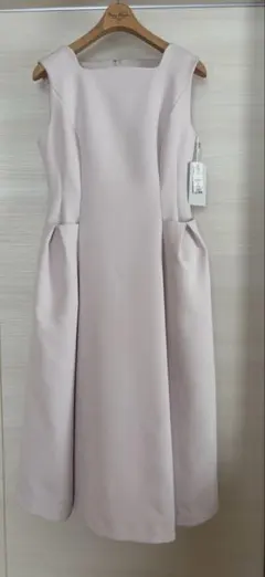 フォクシーピンクベージュ バックファスナー印字40 - メルカリ