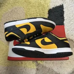 NIKE Dunk Low ブラック/イエロー