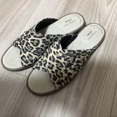 clarks 23.5 24 サンダル　クラークス　新品　未使用のサムネイル