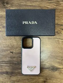 PRADA ピンク iPhone13proレザーケースのサムネイル