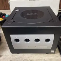 Nintendo GameCube 本体 黒 コントローラー2個付き