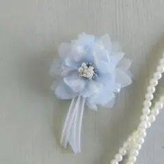 水色のお花とビジュー　子ども　キッズ　コサージュ　ブローチ　入学式　入園式