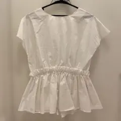 ホワイトコットン半袖トップス