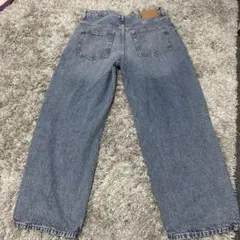 フリンジ裾 薄いブルーワイドデニム