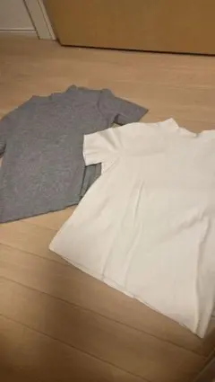 グレー・ホワイト 半袖Tシャツ 2枚セットのサムネイル