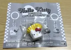 ハローキティ　アメリカンデザイン　めじるしアクセサリー