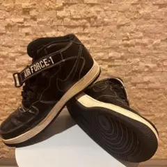 NIKE AIR FORCE 1 ブラック ハイカット