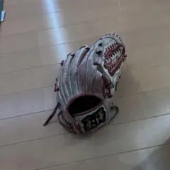 玉井 軟式グローブ 赤白のサムネイル