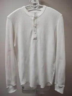 【一度着用のみ】ユニクロ ワッフルヘンリーネックTシャツ/長袖