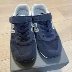 New Balance 574 ネイビー キッズスニーカー