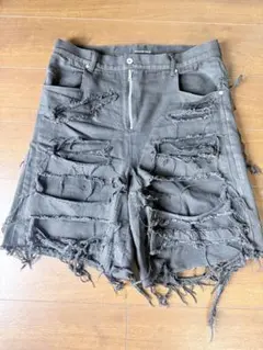 パンツ NO MASS PROD 05GLM BROKEN DENIM SHORTS NO MASS PROD 05GLM BROKEN DENIM SHORTS - メルカリ