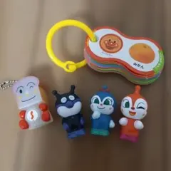アンパンマンガチャガチャとベビーブックの付録
