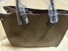 高級感溢れるＬ.V オンザゴー MMトートバッグ