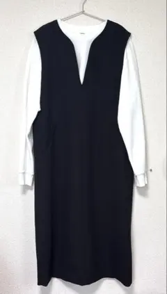 グリーンレーベルリラクシング　ジャンパースカート　ブラック