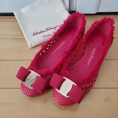 新品 Salvatore Ferragamo フェラガモ ヴァラ