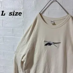 リーボック センターロゴスウェット　アイボリー
