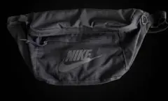 【人気】NIKE ナイキ ウエストバッグ ブラック ボディバッグ ステルスロゴ
