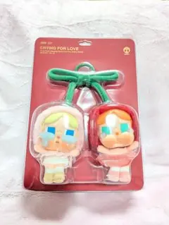 ポップマート　CRYBABY　さくらんぼ　ぬいぐるみペンダント