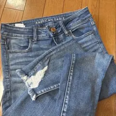 AMERICAN EAGLE ダメージジーンズ