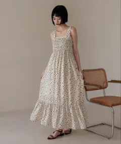 LOWRYSFARM シャーリングワンピース