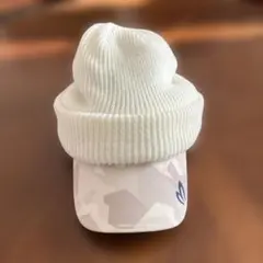 マスターバーニーエディションの サンバイザー➕ニットキャップ付