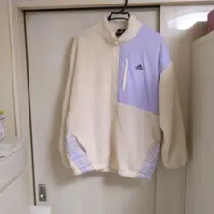 adidas フリースジャケット クリーム色